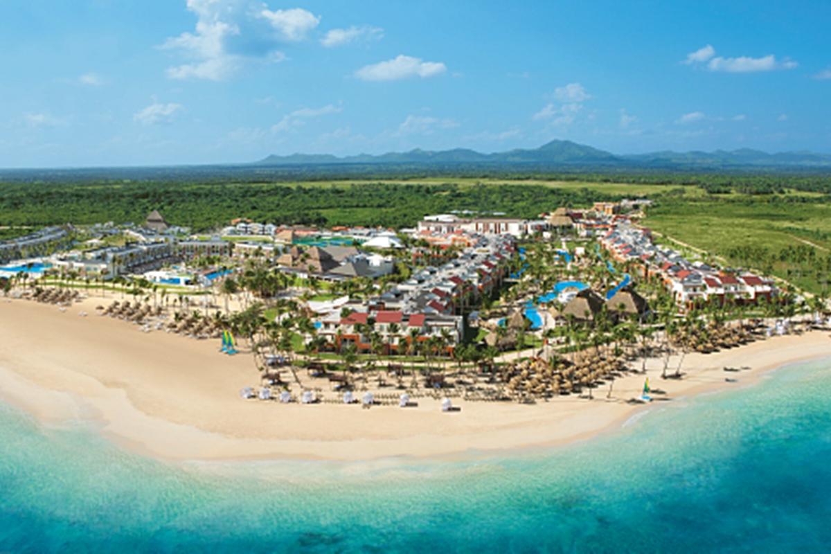 Breathless Punta Cana Resort & Spa (Adults Only) Esterno foto Aerial view of the resort