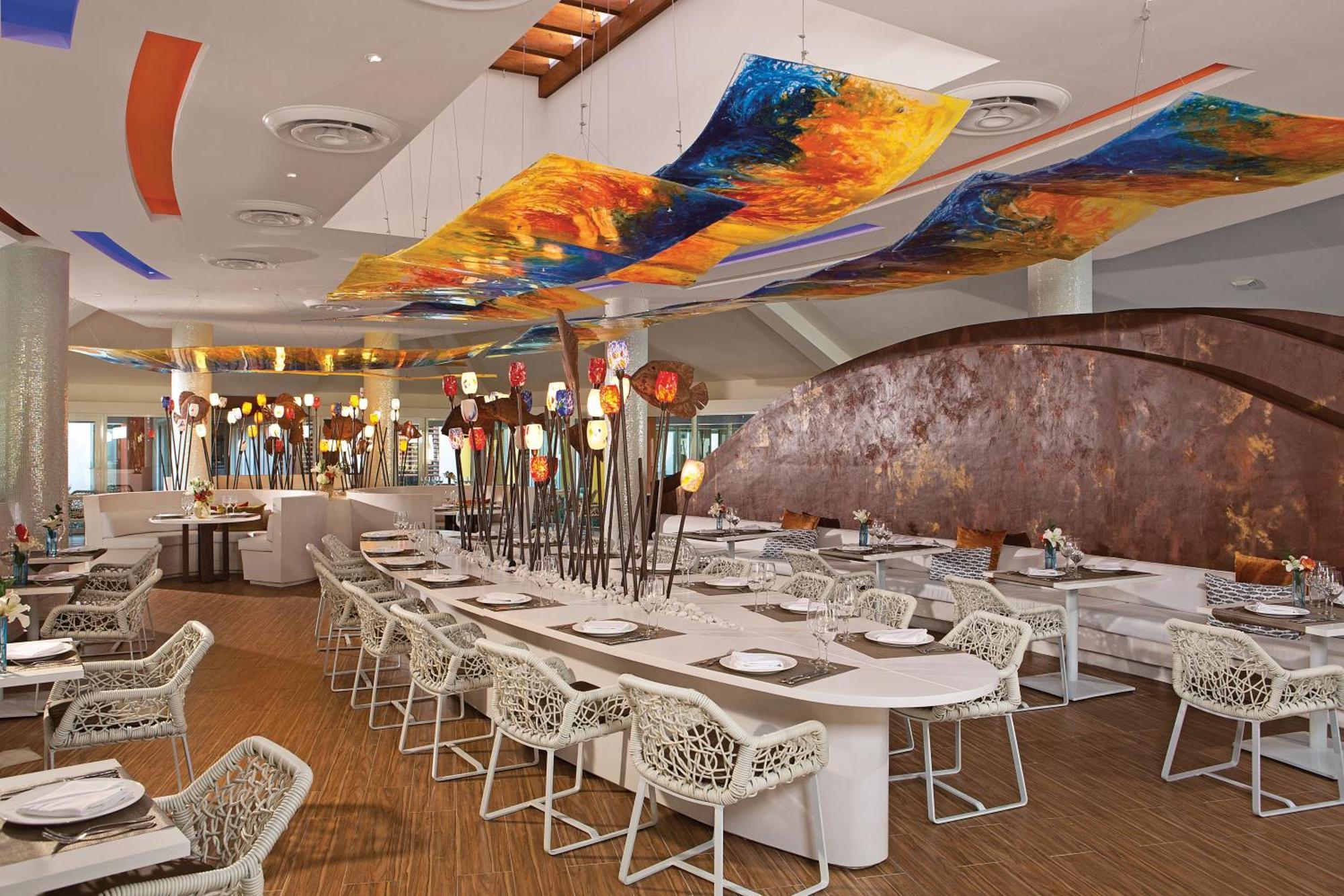 Breathless Punta Cana Resort & Spa (Adults Only) Esterno foto The interior of the restaurant