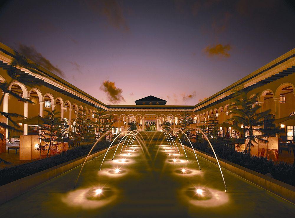 Breathless Punta Cana Resort & Spa (Adults Only) Esterno foto The Fontainebleau Hotel